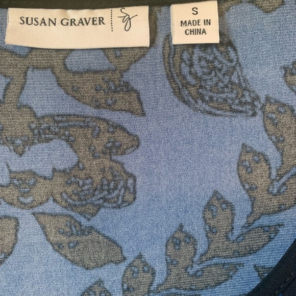 Susan Graver Liquid Knit Printed Top with 3/4 Raglan Sleeves Size S NWOT - Picture 7 of 9